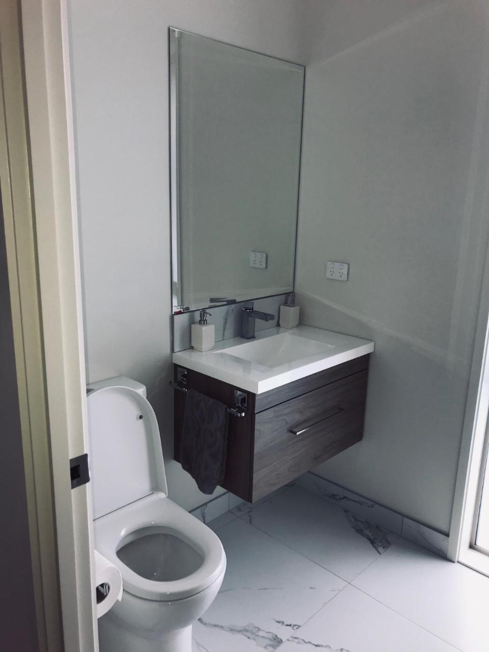 Modern Self Contained Apartment In Riverhead Luaran gambar